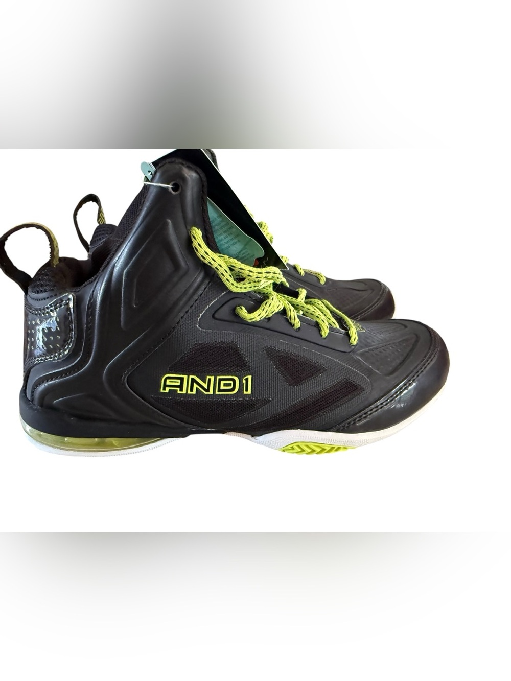 AND1 Fantasy Men’s Size 7 Basketball Shoes NWT